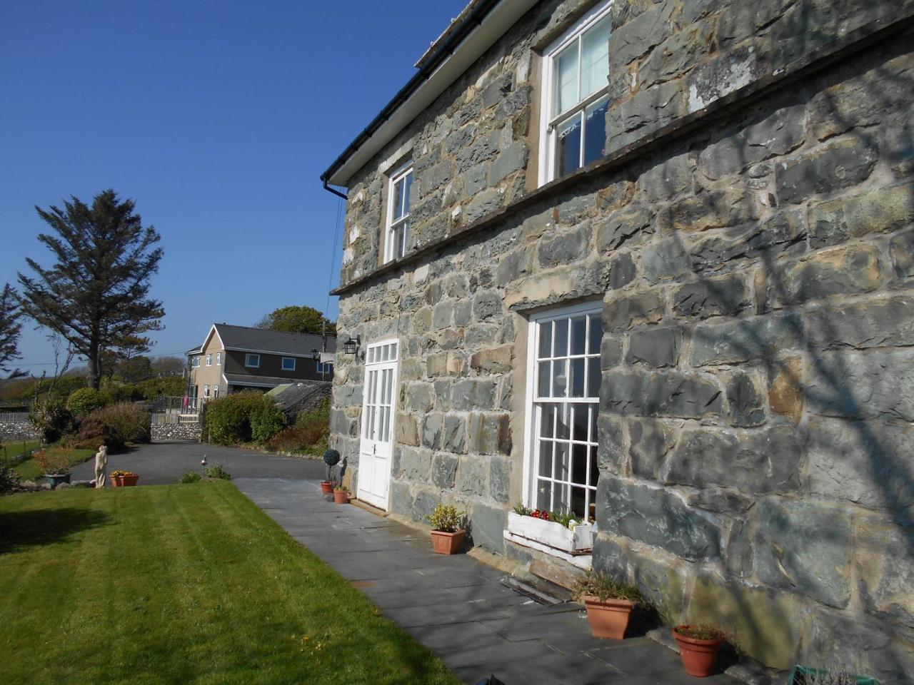 Hendre Clochydd Hall Llanaber Bagian luar foto